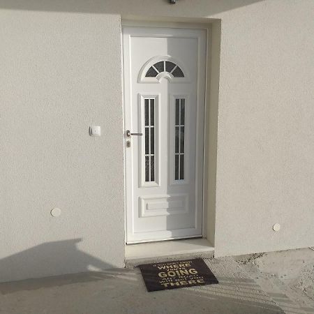 Apartment Zaklopatica Lastovo Bagian luar foto