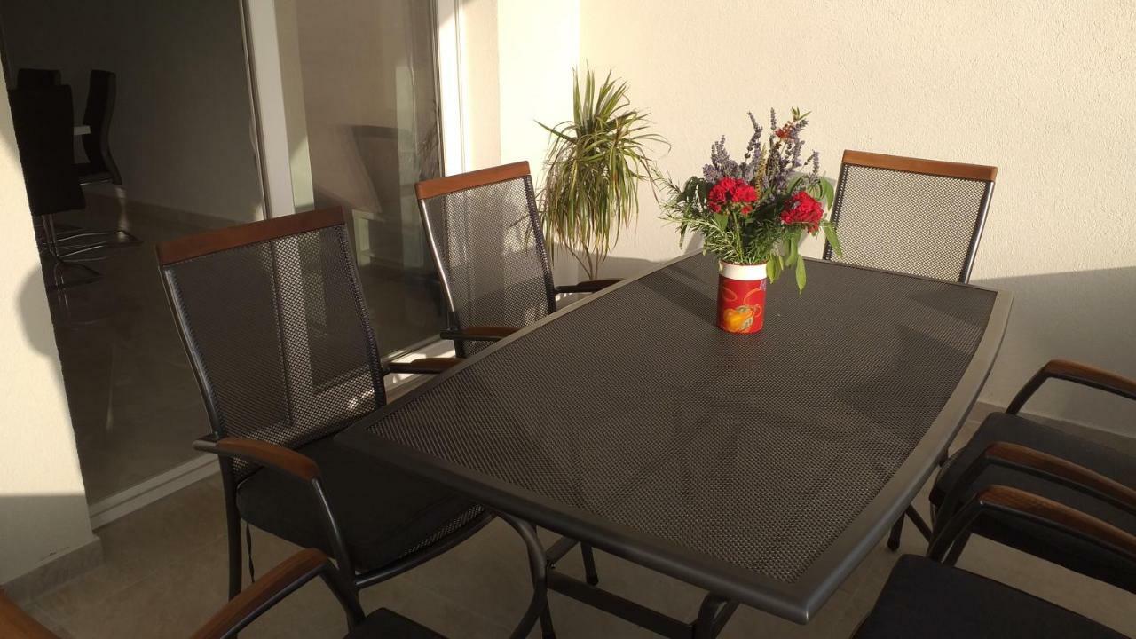 Apartment Zaklopatica Lastovo Bagian luar foto