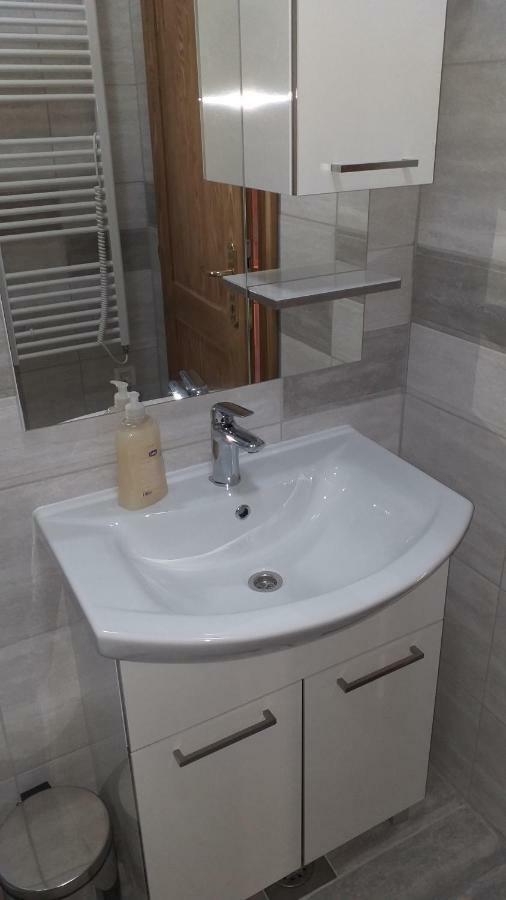 Apartment Zaklopatica Lastovo Bagian luar foto